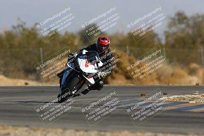 media/Jan-14-2024-SoCal Trackdays (Sun) [[2e55ec21a6]]/Turn 2 (1025am)/